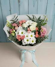 Букет цветов из:  Розы, Лизиантусы и Хризантемы в Котляревской