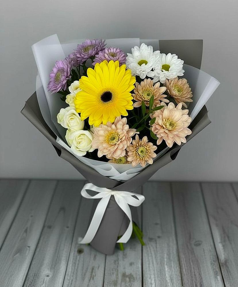 Букет цветов из: Розы, Герберы и Хризантемы в Котляревской