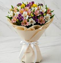 Букет цветов из:  Альстромерии в Котляревской