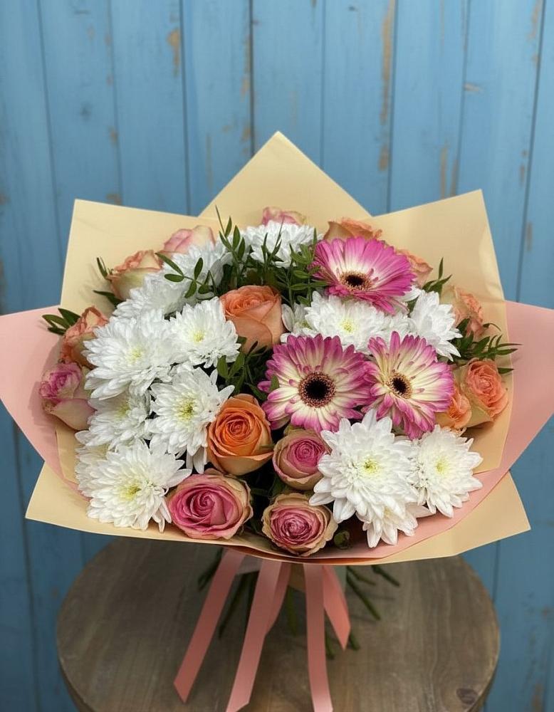 Букет цветов из: Розы, Герберы и Хризантемы в Котляревской