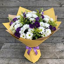 Букет цветов из:  Ирисы, Хризантемы и Ромашки в Котляревской