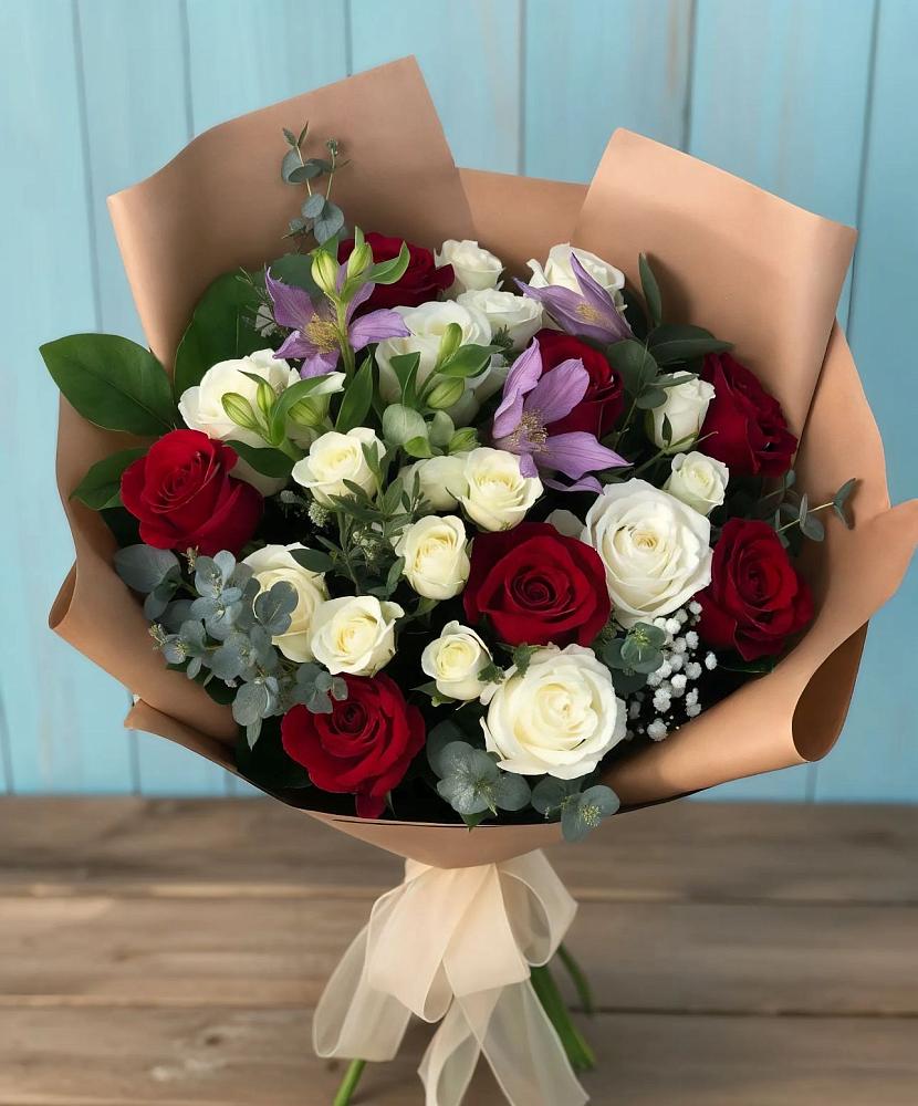 Букет цветов из: Розы и Альстромерии в Котляревской